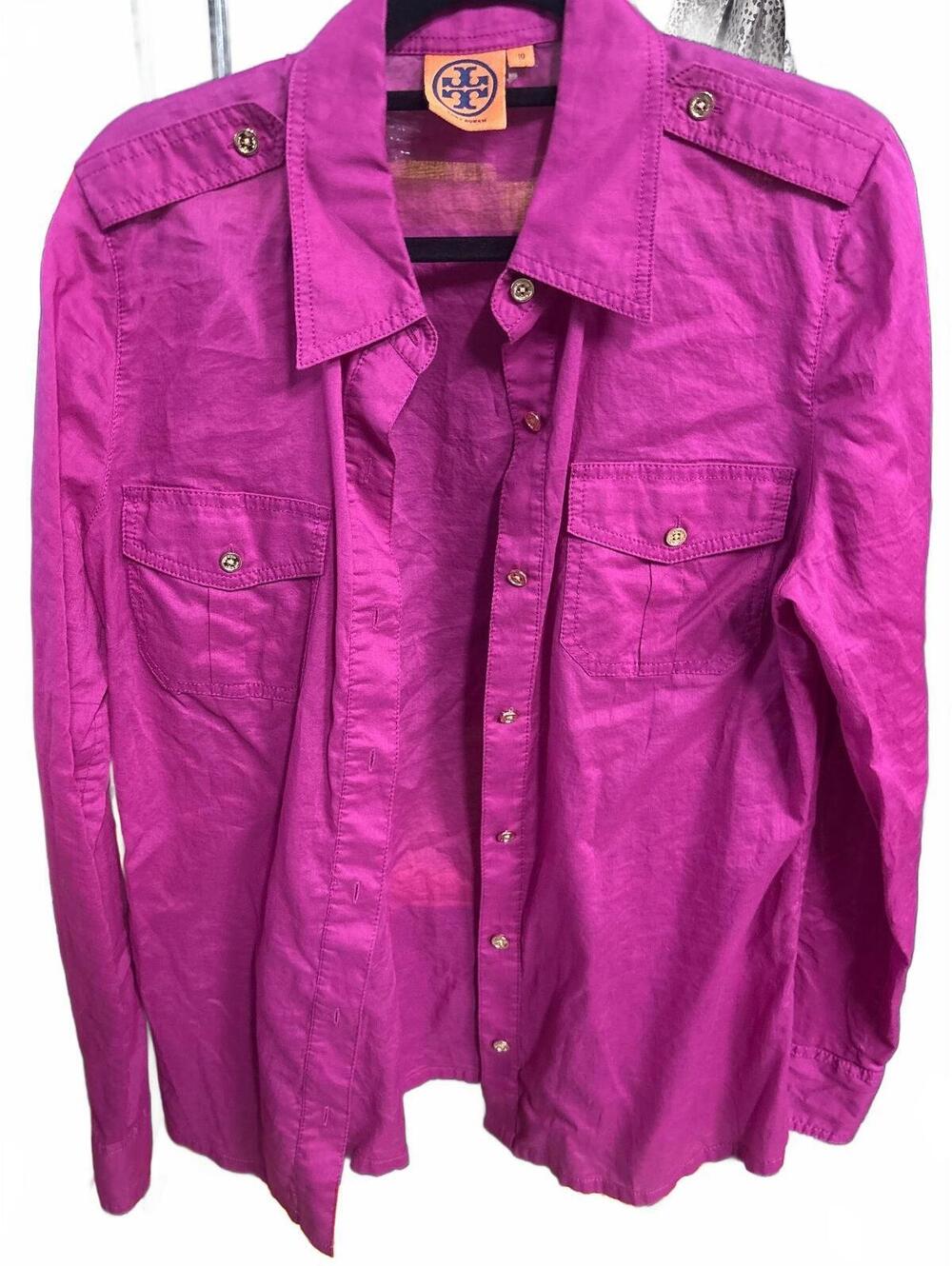 A105 Tory Burch Buttondown, Size 10